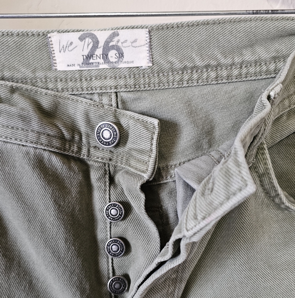 We The Free Distressed Maggie Jeans - Picture 9 of 12